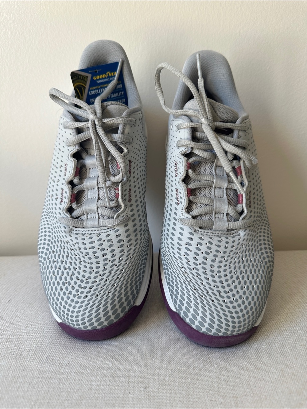 Skechers Women's Gray Pickleball Athletic Sneakers with Purple Trim